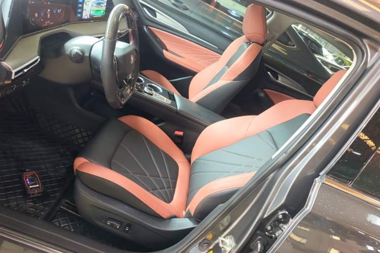 Used CHANGAN Eado 2022 PLUS Blue Whale NE 1.4T GDI DCT Flagship Edition Left Front Seat