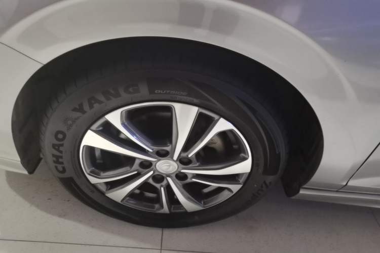 Used CHANGAN Eado 2022 PLUS Blue Whale NE 1.4T GDI DCT Prestige Edition Left Front Wheel Hub