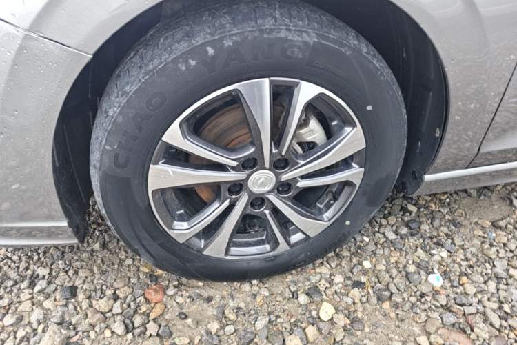 Used CHANGAN Eado 2022 PLUS Blue Whale NE 1.4T GDI DCT Prestige Edition Left Front Wheel Hub