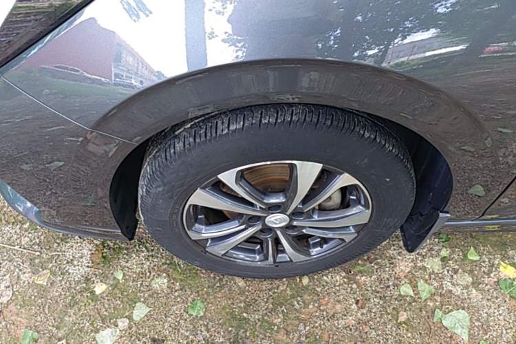 Used CHANGAN Eado 2022 PLUS Blue Whale NE 1.4T GDI DCT Prestige Edition Left Front Wheel Hub
