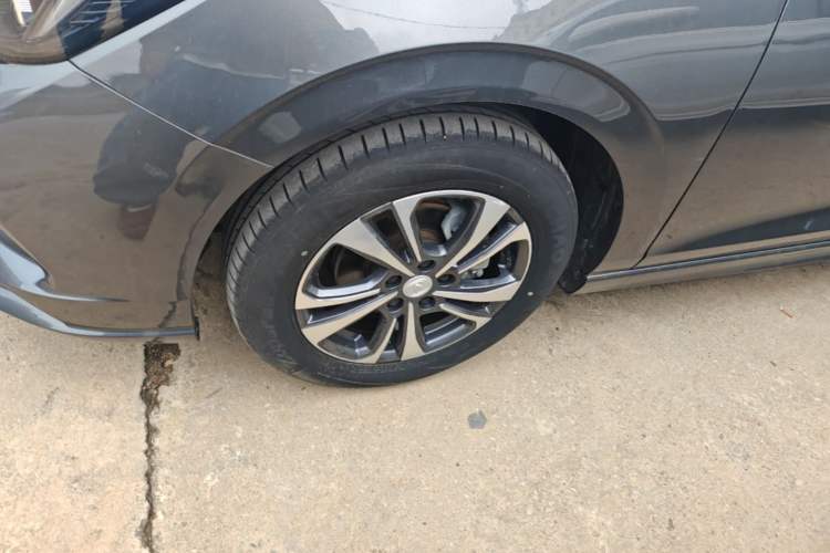 Used CHANGAN Eado 2022 PLUS 1.6L GDI Manual Luxury Model Left Front Wheel Hub