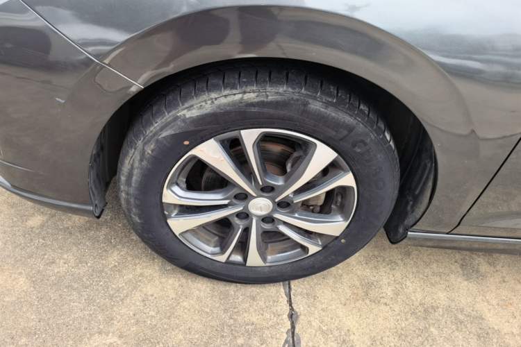 Used CHANGAN Eado 2022 PLUS 1.6L GDI CVT Luxury Model Left Front Wheel Hub