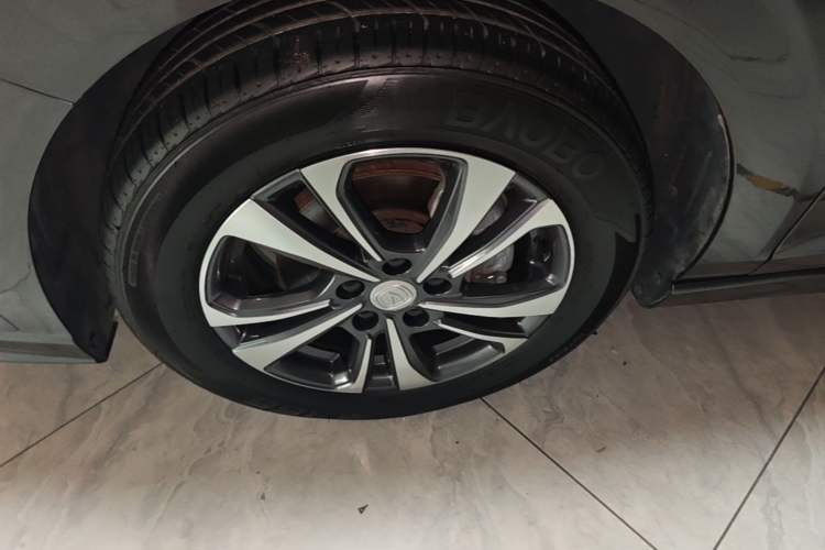 Used CHANGAN Eado 2022 PLUS Blue Whale NE 1.4T GDI DCT Prestige Edition Left Front Wheel Hub