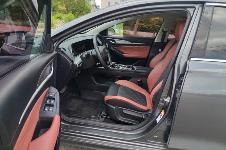 Used CHANGAN Eado 2022 PLUS Blue Whale NE 1.4T GDI DCT Prestige Edition Left Rear Seat