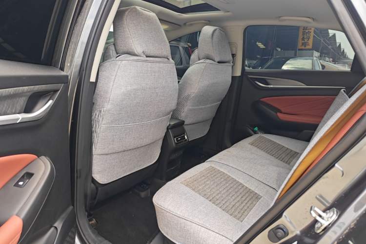 Used CHANGAN Eado 2022 PLUS Blue Whale NE 1.4T GDI DCT Prestige Edition Left Rear Seat