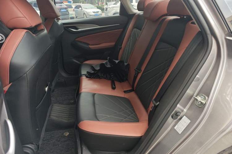 Used CHANGAN Eado 2022 PLUS Blue Whale NE 1.4T GDI DCT Prestige Edition Left Rear Seat