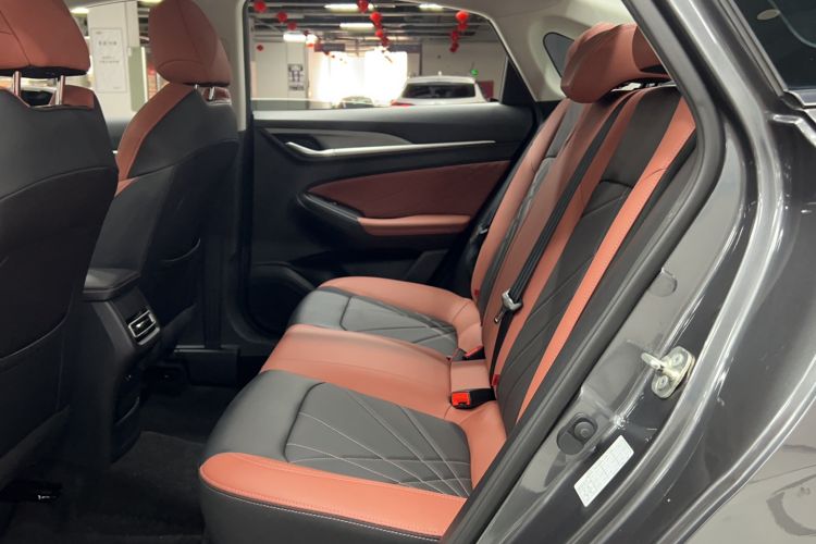 Used CHANGAN Eado 2022 PLUS Blue Whale NE 1.4T GDI DCT Prestige Edition Left Rear Seat