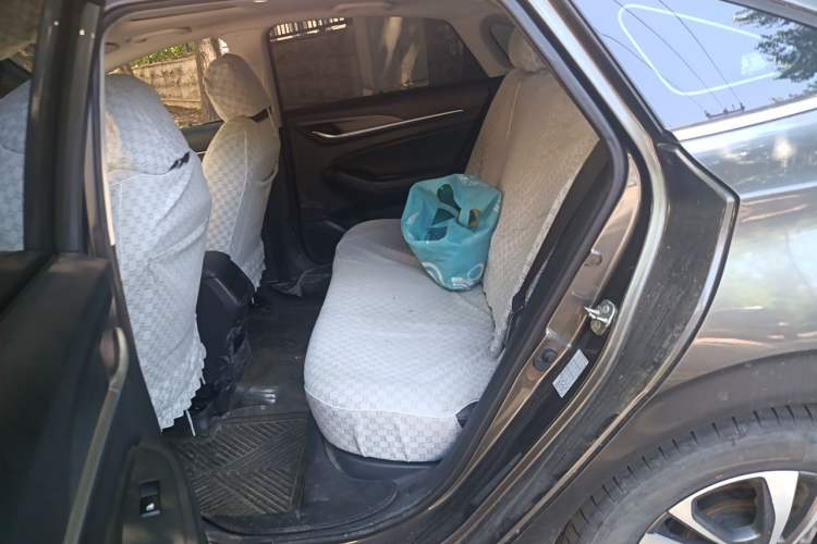 Used CHANGAN Eado 2022 PLUS 1.6L GDI Manual Luxury Model Left Rear Seat