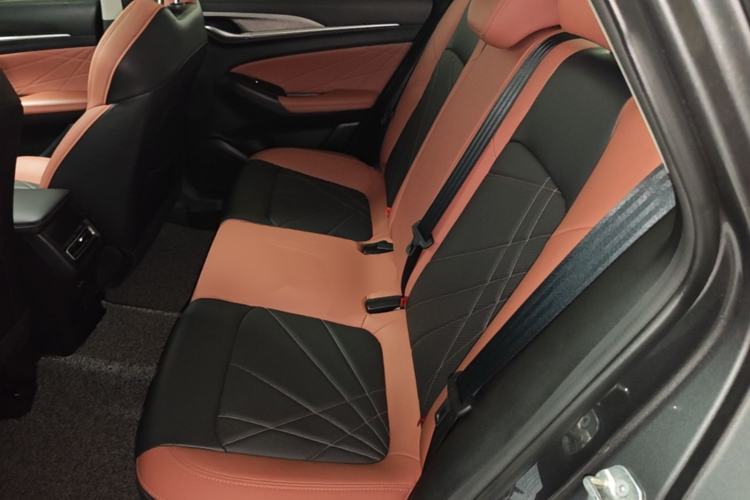 Used CHANGAN Eado 2022 PLUS Blue Whale NE 1.4T GDI DCT Prestige Edition Left Rear Seat