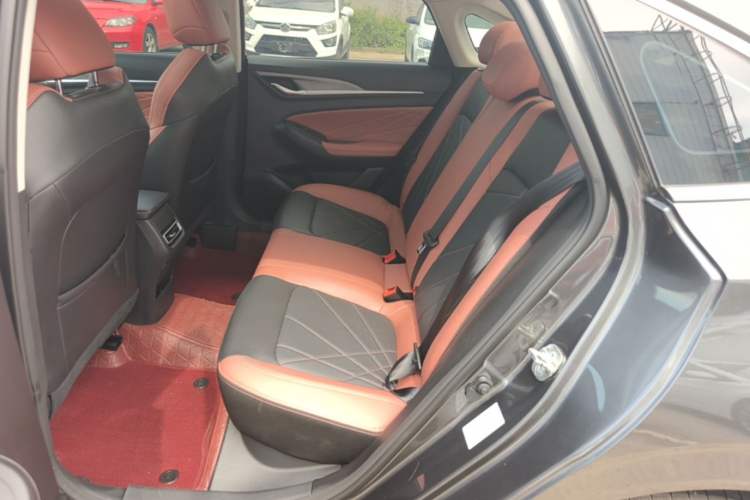 Used CHANGAN Eado 2022 PLUS Blue Whale NE 1.4T GDI DCT Prestige Edition Left Rear Seat