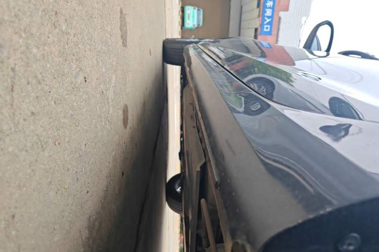 Used CHANGAN Eado 2022 PLUS 1.6L GDI Manual Luxury Model Left Side Sill