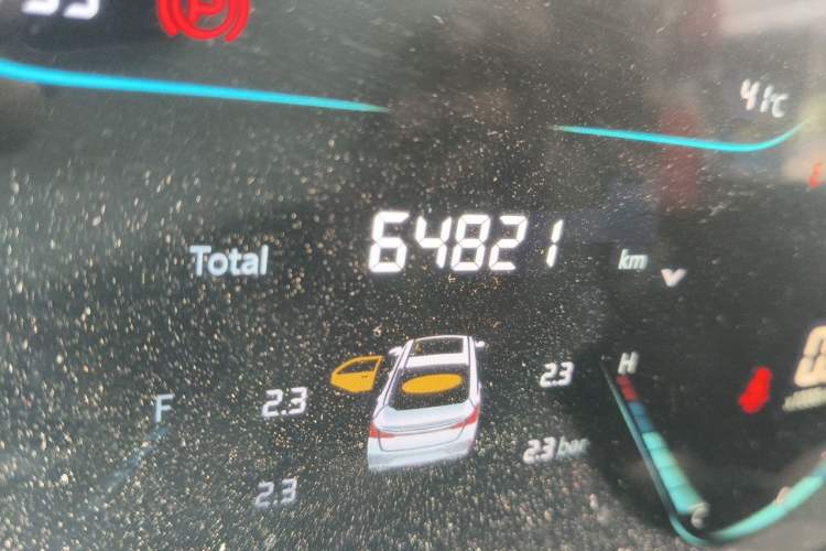 Used CHANGAN Eado 2022 PLUS 1.6L GDI CVT Luxury Model Odometer Close Up