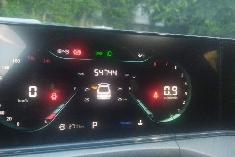 Used CHANGAN Eado 2022 PLUS Blue Whale NE 1.4T GDI DCT Prestige Edition Odometer Close Up