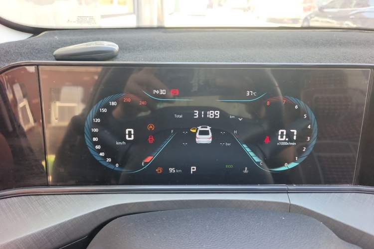 Used CHANGAN Eado 2022 PLUS Blue Whale NE 1.4T GDI DCT Prestige Edition Odometer Close Up