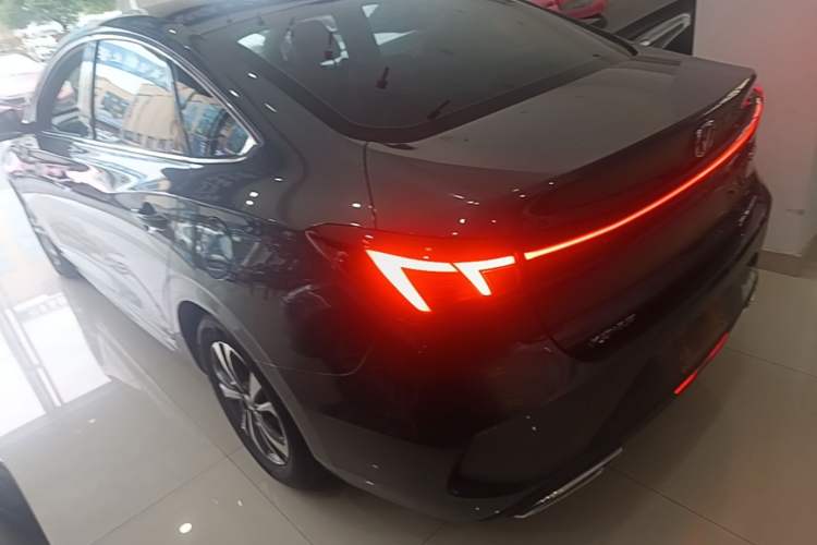 Used CHANGAN Eado 2022 PLUS Blue Whale NE 1.4T GDI DCT Prestige Edition Rear Left 45 Deg