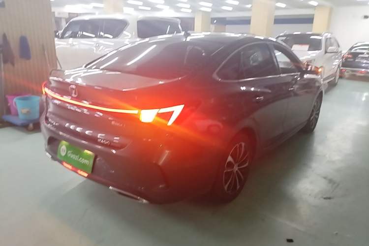 Used CHANGAN Eado 2022 PLUS Blue Whale NE 1.4T GDI DCT Flagship Edition Rear Right 45 Deg