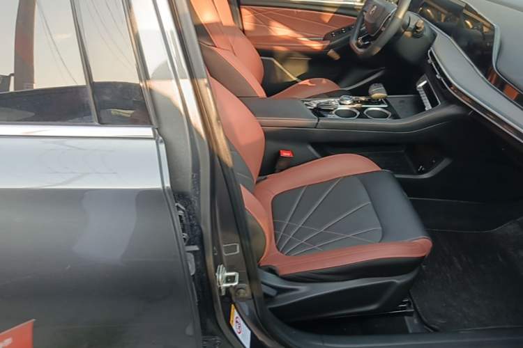 Used CHANGAN Eado 2022 PLUS Blue Whale NE 1.4T GDI DCT Prestige Edition Right Front Seat