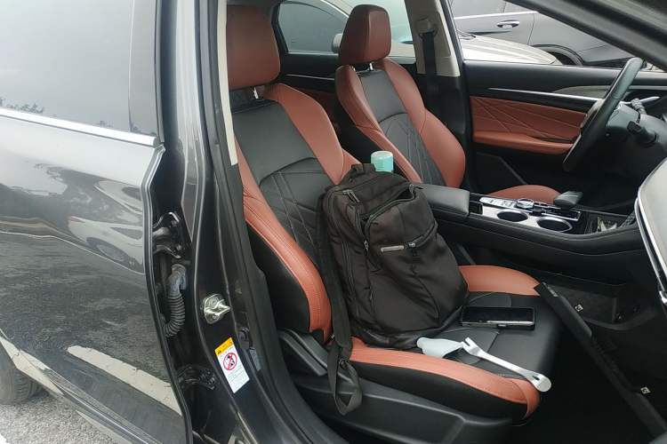 Used CHANGAN Eado 2022 PLUS Blue Whale NE 1.4T GDI DCT Prestige Edition Right Front Seat