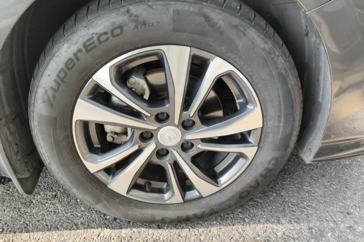 Used CHANGAN Eado 2022 PLUS Blue Whale NE 1.4T GDI DCT Prestige Edition Right Front Wheel Hub