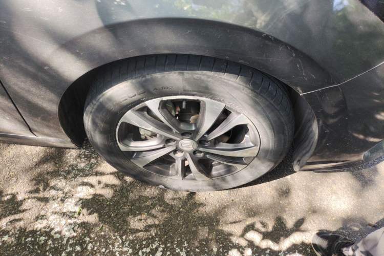 Used CHANGAN Eado 2022 PLUS Blue Whale NE 1.4T GDI DCT Prestige Edition Right Front Wheel Hub