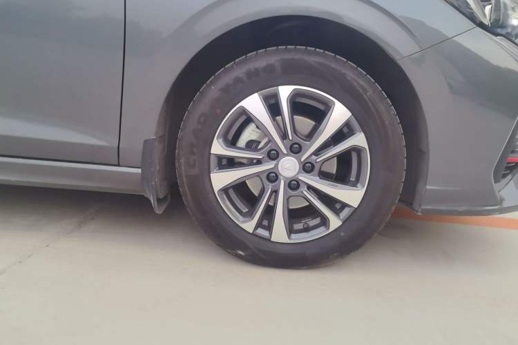 Used CHANGAN Eado 2022 PLUS Blue Whale NE 1.4T GDI DCT Prestige Edition Right Front Wheel Hub