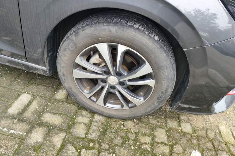 Used CHANGAN Eado 2022 PLUS Blue Whale NE 1.4T GDI DCT Prestige Edition Right Front Wheel Hub
