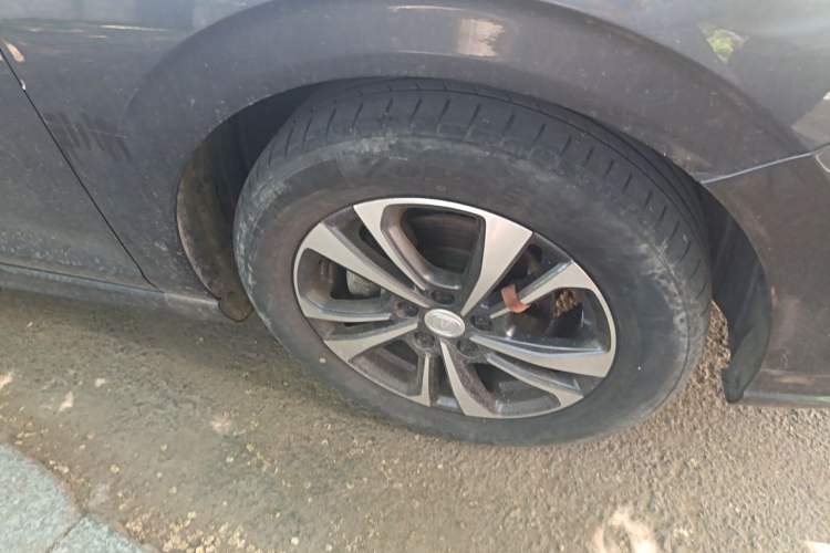 Used CHANGAN Eado 2022 PLUS 1.6L GDI Manual Luxury Model Right Front Wheel Hub