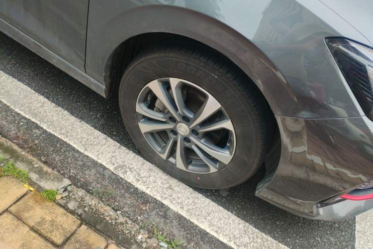 Used CHANGAN Eado 2022 PLUS Blue Whale NE 1.4T GDI DCT Prestige Edition Right Front Wheel Hub