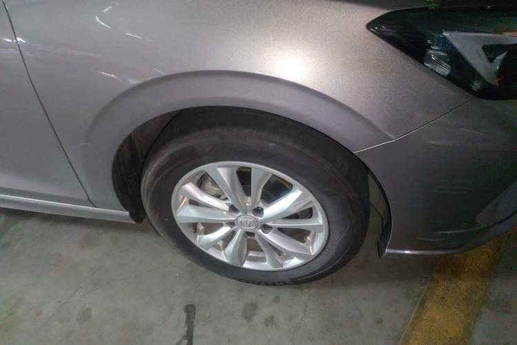 Used CHANGAN Eado 2022 PLUS 1.6L GDI Manual Elite Model Right Front Wheel Hub