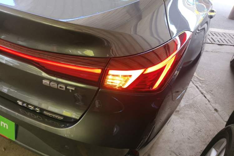 Used CHANGAN Eado 2022 PLUS Blue Whale NE 1.4T GDI DCT Flagship Edition Right Rear Taillight
