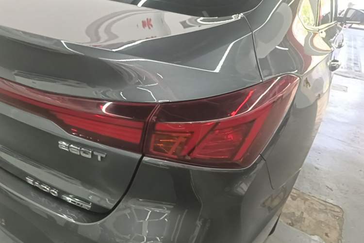 Used CHANGAN Eado 2022 PLUS Blue Whale NE 1.4T GDI DCT Prestige Edition Right Rear Taillight