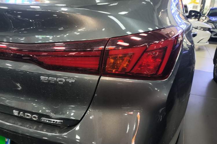 Used CHANGAN Eado 2022 PLUS Blue Whale NE 1.4T GDI DCT Prestige Edition Right Rear Taillight