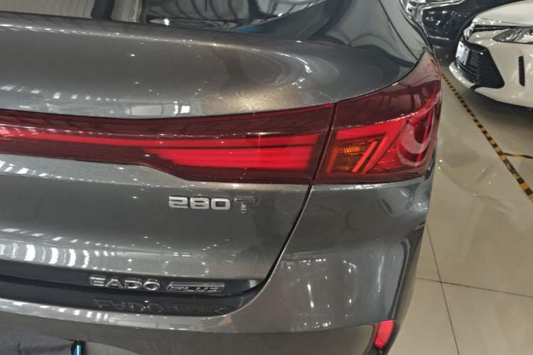 Used CHANGAN Eado 2022 PLUS Blue Whale NE 1.4T GDI DCT Prestige Edition Right Rear Taillight