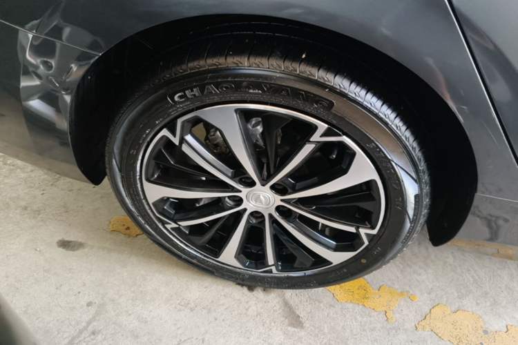 Used CHANGAN Eado 2022 PLUS Blue Whale NE 1.4T GDI DCT Flagship Edition Right Rear Wheel Hub