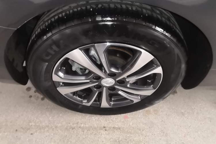 Used CHANGAN Eado 2022 PLUS 1.6L GDI Manual Luxury Model Right Rear Wheel Hub