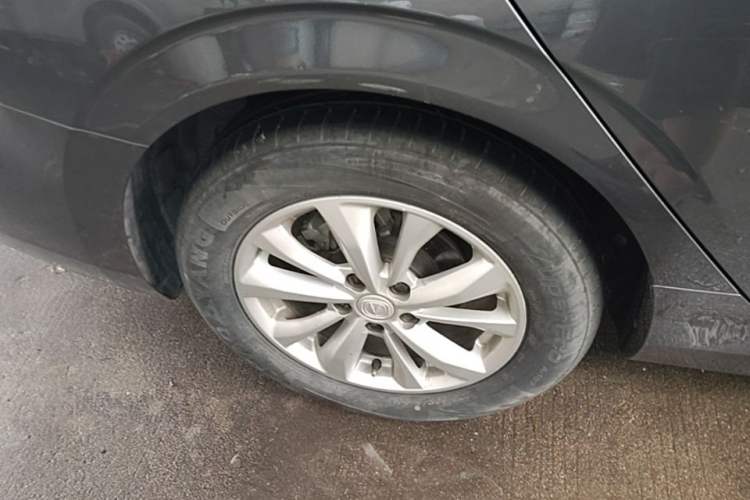 Used CHANGAN Eado 2022 PLUS 1.6L GDI CVT Elite Model Right Rear Wheel Hub