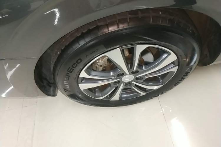 Used CHANGAN Eado 2022 PLUS Blue Whale NE 1.4T GDI DCT Prestige Edition Right Rear Wheel Hub