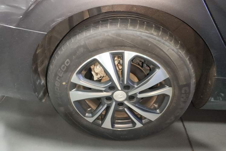 Used CHANGAN Eado 2022 PLUS Blue Whale NE 1.4T GDI DCT Prestige Edition Right Rear Wheel Hub