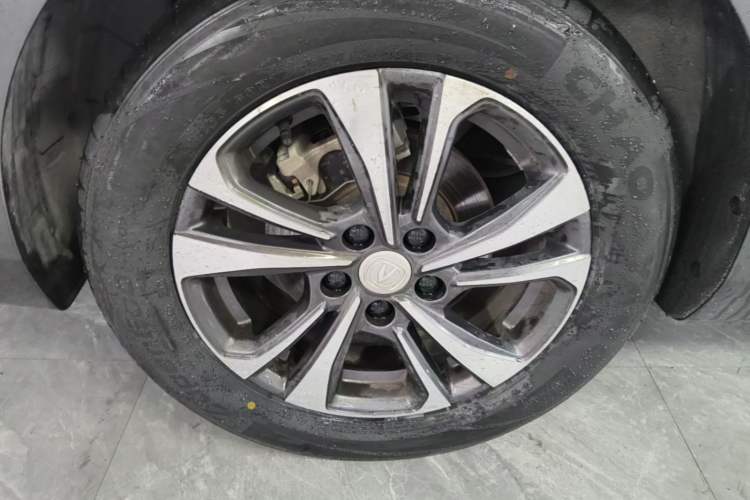 Used CHANGAN Eado 2022 PLUS Blue Whale NE 1.4T GDI DCT Prestige Edition Right Rear Wheel Hub
