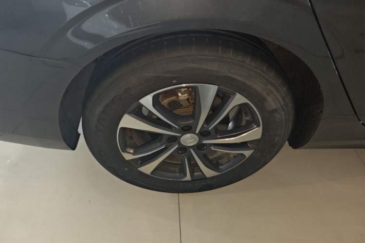 Used CHANGAN Eado 2022 PLUS Blue Whale NE 1.4T GDI DCT Prestige Edition Right Rear Wheel Hub