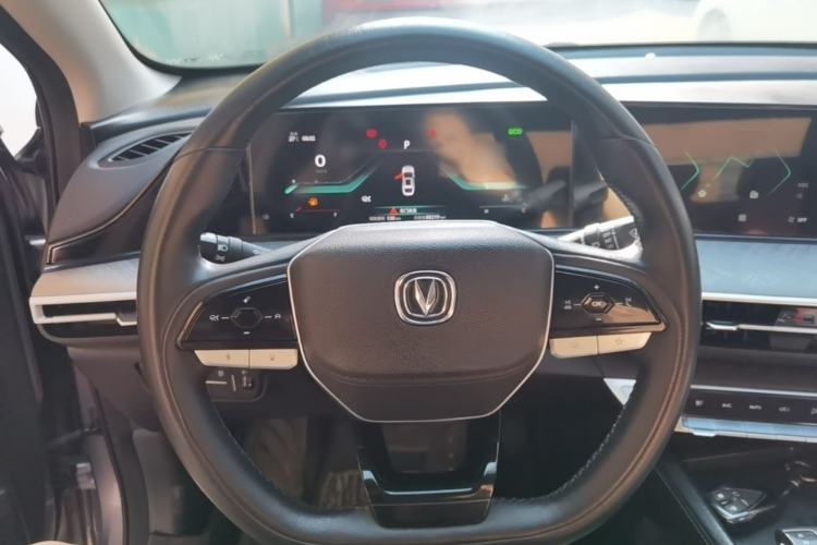 Used CHANGAN Eado 2022 PLUS Blue Whale NE 1.4T GDI DCT Flagship Edition Steering Wheel