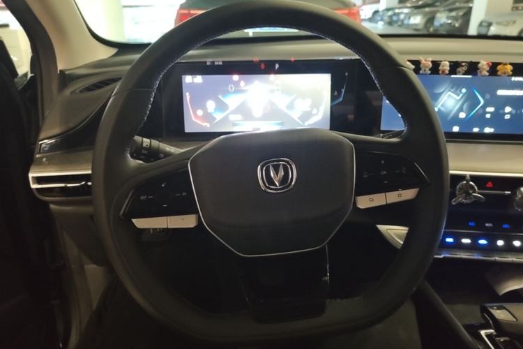 Used CHANGAN Eado 2022 PLUS Blue Whale NE 1.4T GDI DCT Flagship Edition Steering Wheel