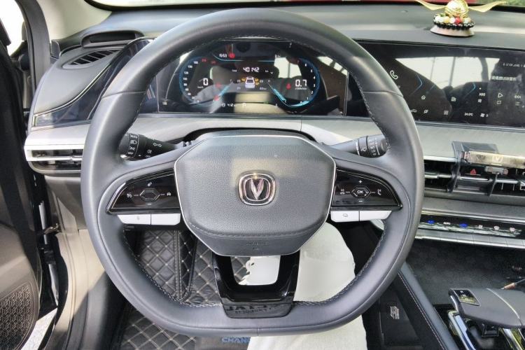 Used CHANGAN Eado 2022 PLUS Blue Whale NE 1.4T GDI DCT Prestige Edition Steering Wheel