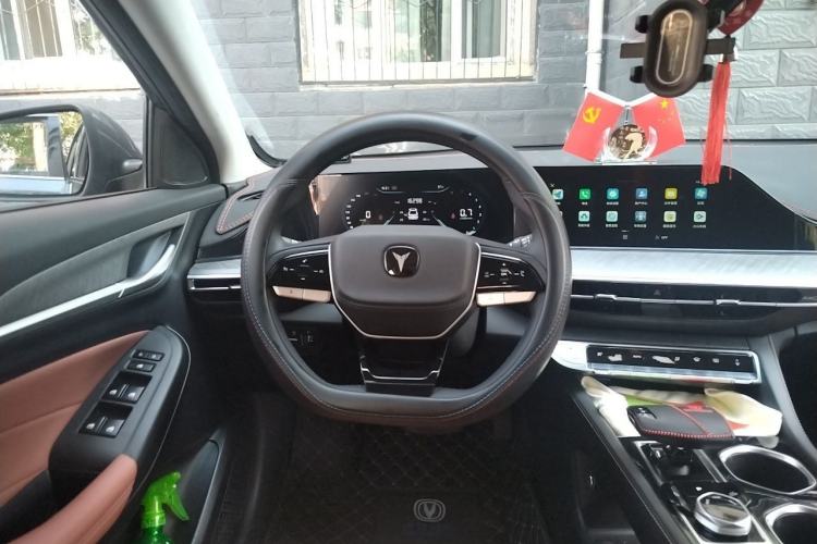 Used CHANGAN Eado 2022 PLUS Blue Whale NE 1.4T GDI DCT Prestige Edition Steering Wheel