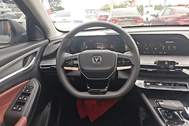 Used CHANGAN Eado 2022 PLUS Blue Whale NE 1.4T GDI DCT Prestige Edition Steering Wheel