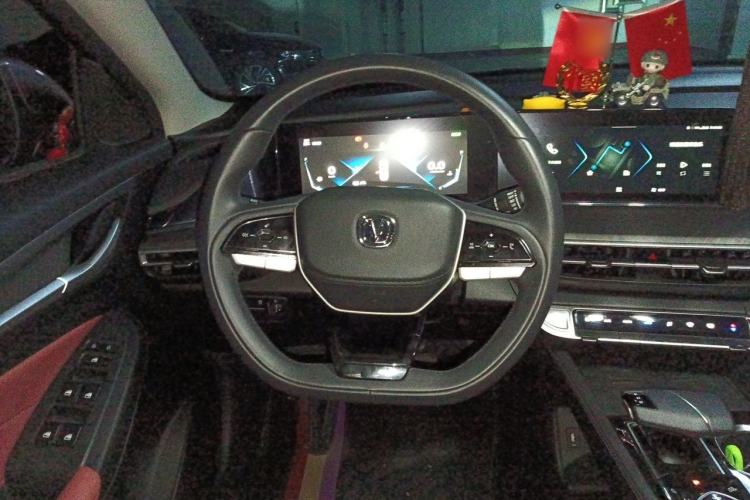 Used CHANGAN Eado 2022 PLUS Blue Whale NE 1.4T GDI DCT Flagship Edition Steering Wheel
