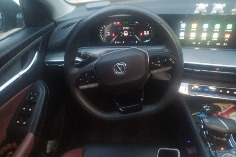Used CHANGAN Eado 2022 PLUS Blue Whale NE 1.4T GDI DCT Prestige Edition Steering Wheel
