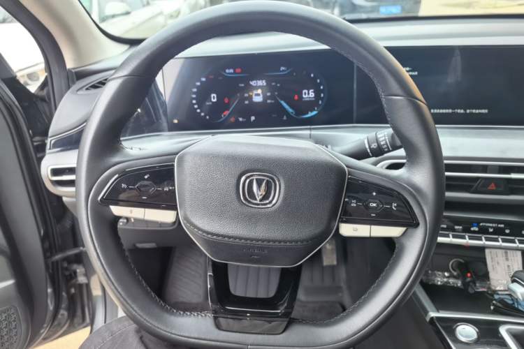 Used CHANGAN Eado 2022 PLUS 1.6L GDI CVT Luxury Model Steering Wheel