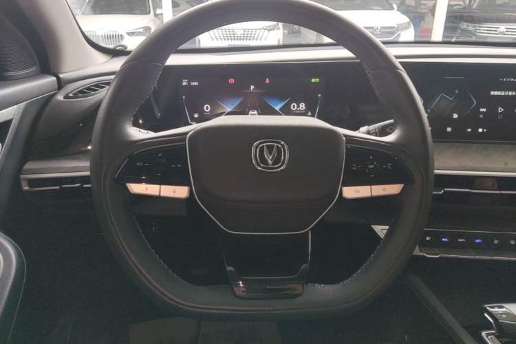 Used CHANGAN Eado 2022 PLUS Blue Whale NE 1.4T GDI DCT Flagship Edition Steering Wheel