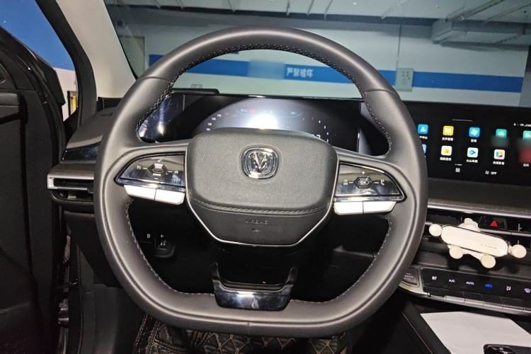 Used CHANGAN Eado 2022 PLUS Blue Whale NE 1.4T GDI DCT Prestige Edition Steering Wheel